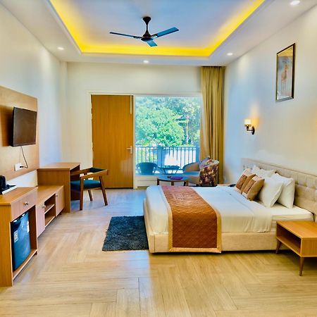 Forest Creek Resort Kiari - A Luxury 4 Star Resort Rāmnagar Exteriör bild