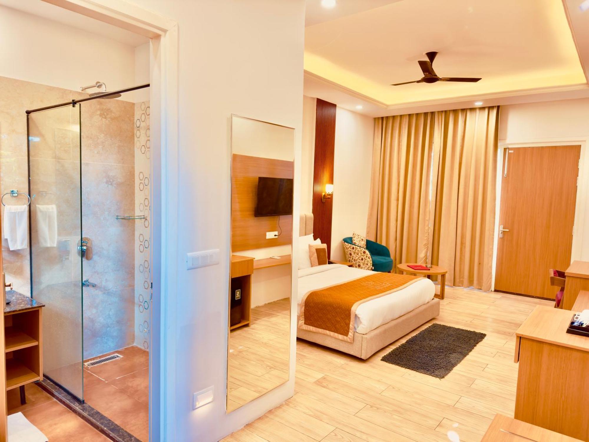 Forest Creek Resort Kiari - A Luxury 4 Star Resort Rāmnagar Exteriör bild